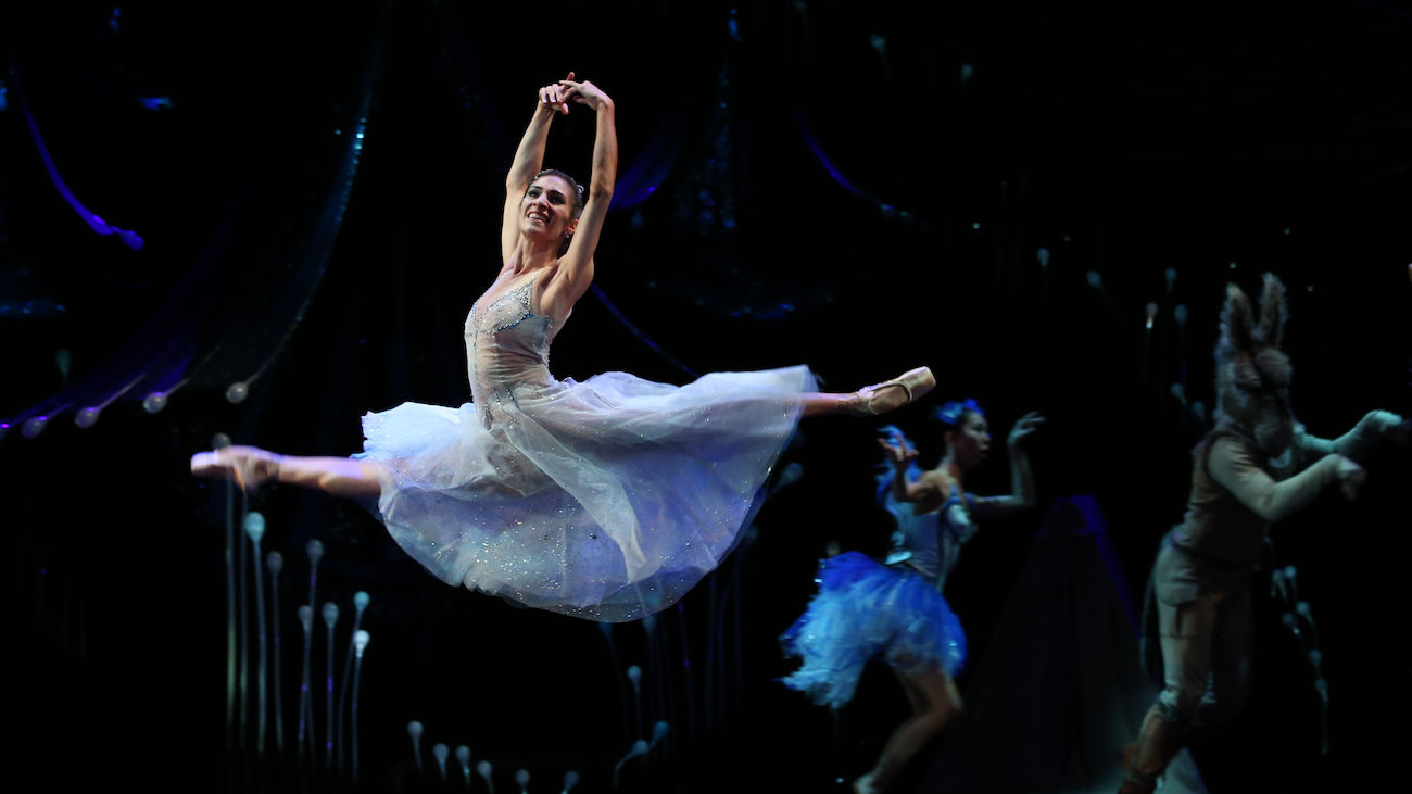 Principal Dancer Laura Hidalgo performs in Liam Scarlett's Midsummer Nights Dream. Photo David Kelly
